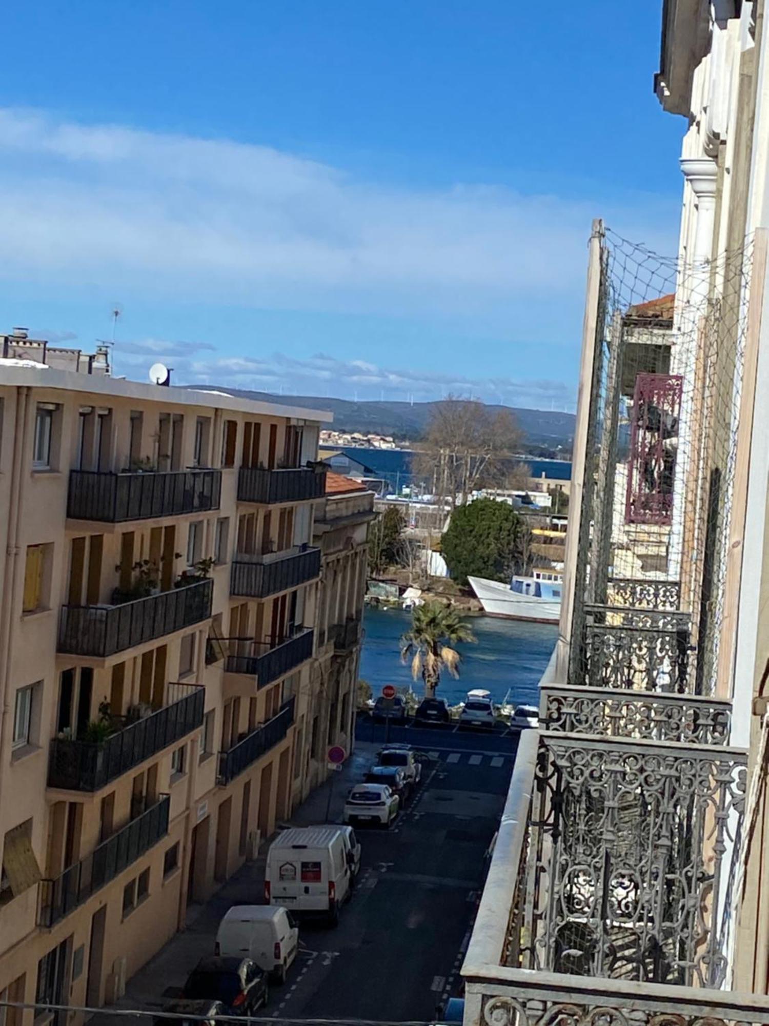 Equipe A 50 Metre De La Gare Et 10 Mn Des Sete